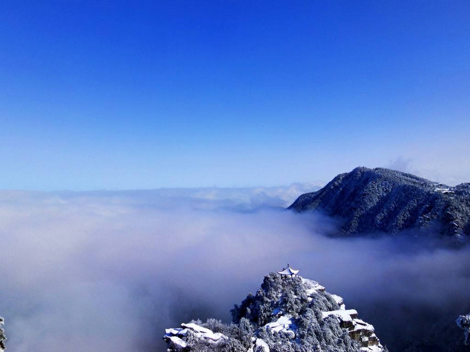 摄影美如仙境的庐山云海风景图片