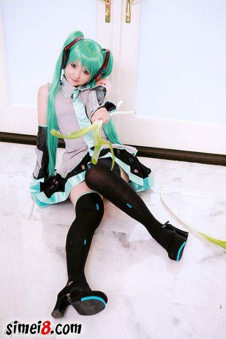 性感美眉水原有纱Cosplay初音未来