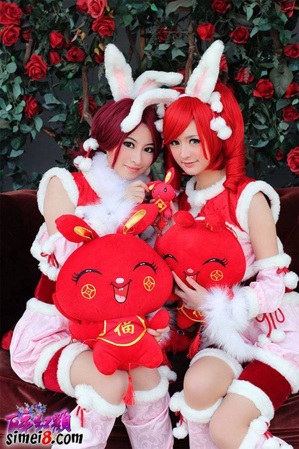 兔女郎姐妹花新年贺岁cosplay图片