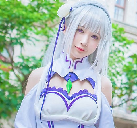 清新美女cosplay艾米莉娅唯美写真图片