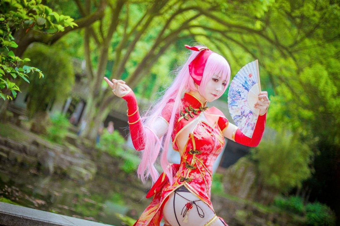 古风旗袍美女cosplay巡音流歌同人图片