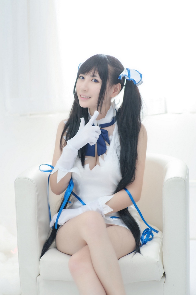 超漂亮萌妹Cosplay赫斯缇雅美照