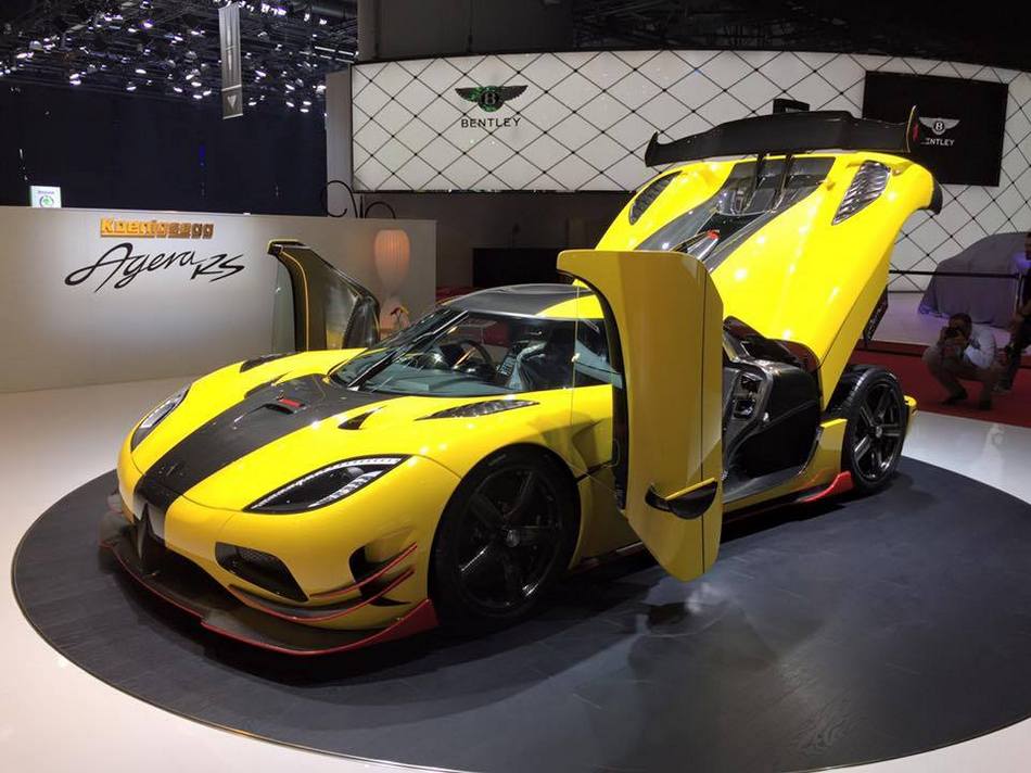 科尼赛克Agera RS超级跑车图片集