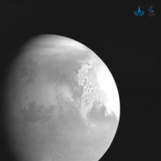 中国火星探测取得进展天问一号首次传回火星图像