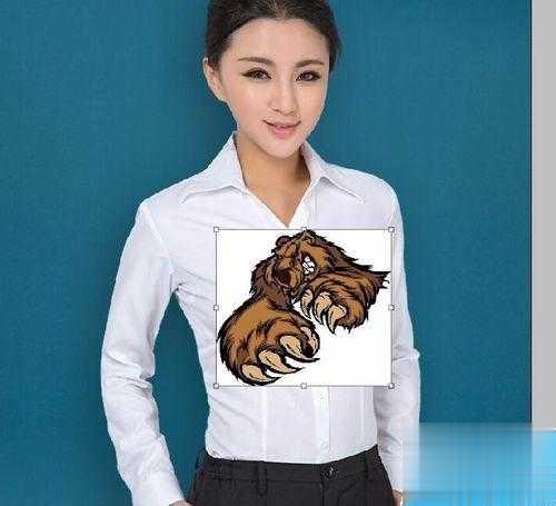 如何用ps给美女改变衣服款式